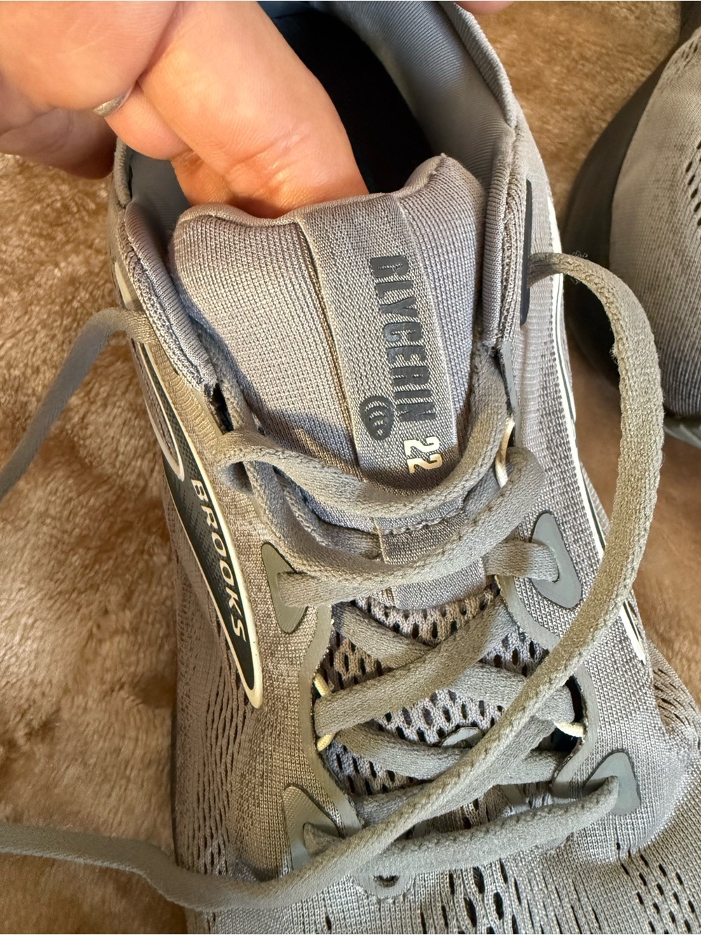 Brooks Glycerin 22 Men’s Gray and Black Glycermin Running Shoes - Picture 6 of 8